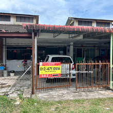 Single storey terrace in Simpang and no flood