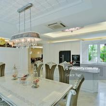 Corner 2.5sty bungalow with pool @ Mutiara Damansara