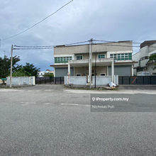 Corner Semi D Factory