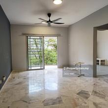 Kenanga Apartment Clean & Spacious unit for Sale
