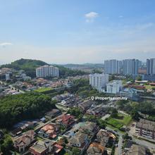 Gorgeous view, surrounded with plenty amenities!