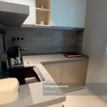 Summerskye Studio ! Fully Furnished and Renovated 1 Carpark