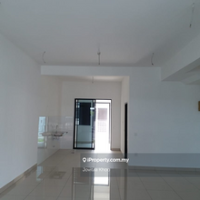 Lumira 2 Bukit Raja 2sty 20x75 for rent