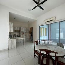 3 Storey Bungalow / Ready Move In / Partial Furnished