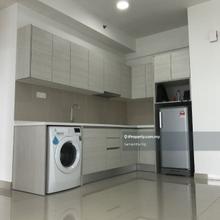 Super Below Market 805sf Partial Furnished I-SOHO I-City Shah Alam