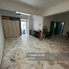 Kuchai Shop Apartment 4 Rooms 3mins Walking to Mrt Station