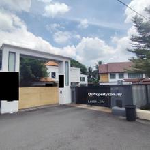 Bank Lelong Bungalow at Subang Jaya