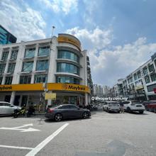 Freehold 3 Storey Corner for Sale, ROI 4% above