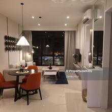 Hill10 Resident @ I-city for sale @ 2 units (link side by side)