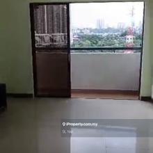 Shot distance to LRT /KTM station , shop