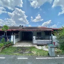Renovated Single Storey Taman Aman Kampung Jawa Segamat For Sale