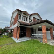 Island Glades double storey terrace intermediate corner with land 