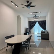 Brand New Renovated Middle Floor 2 Car Parks Price Negotiable