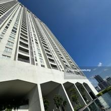Una residence walk to sunway velocity shopping mall, lrt, mrt change