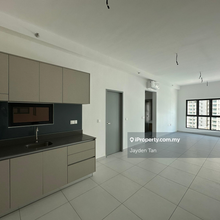 Sinaran Residence, 667sf, High Floor, 2 Carparks