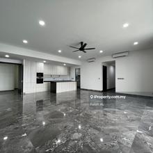 High Floor Unit for Sale!