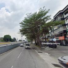 5 Storey Shop with lift Jalan Kuchai Maju 2,Kuchai Lama  ROI 4.2%