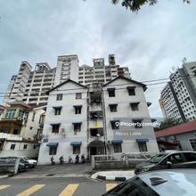 Low cost flat at Bk Dumbar For Sale.