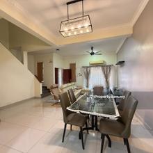 Spacious Superb Location 2 Storey Canal Garden Kota Kemuning