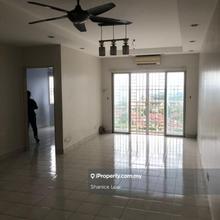 Bayu Puteri Apartment Bandar Puteri Puchong 900sf 3 rooms 2 parkings