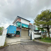 Kempas Utama 1.5 Storey Semi-D Factory For Sale