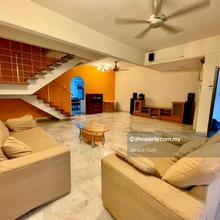 Spacious Double Storey House with Great Convenience