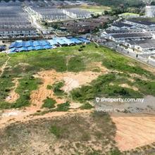 Near Tiara Sendayan 1, easy access to the land