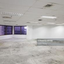Walking distance to Subang Jaya LRT & KTM Station. Good amenities.
