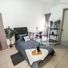 Rimbayu Room Rental With Private Bathroom For Rent