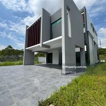Seri Austin Heights 3 Storey Bungalow Corner