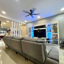 2.5 Storey Terrace Limited Unit Renovated & Furnished