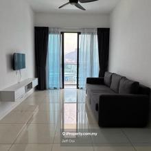 Queens residence queensbay move in condition 2cp rare nice