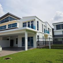 Perdana Lakeview East Semi-D Rental in Cyberjaya's Lakeside Community