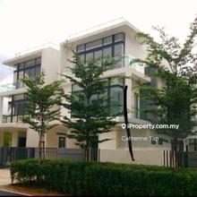 The grove 3 storey semi d 100% move in 