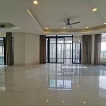 Condominium Duplex unit for Sale