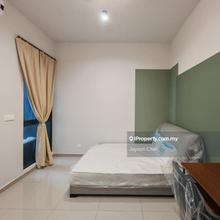 Brand New Renovated Midlands City SOHO Unit for Rent !!