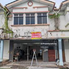 Taman Tasik Semenyih Shop For Sale