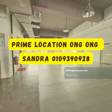 Nicely renovated, Suitable for all kind business! Good Feng Shui, View