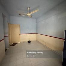 Good Price walk up Kuchai Jaya Flat for Sale, Kuchai Lama Happy Garden