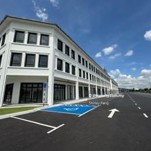 Eco Boulevard 2 @ Three Storey Shop Lot Ground Floor For Rent