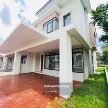 Maple Residence 
