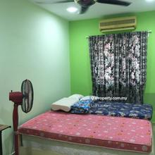 Terrace house for Sale