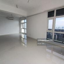 Met 1 Residences unit for Sale