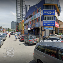 3 Storey Corner Shop With Roof Top & Basement @ Jinjang For Sale!