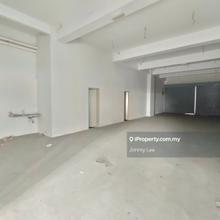 Ara Damansara - Pacific Place - Evolve Mall - Corner Shop 