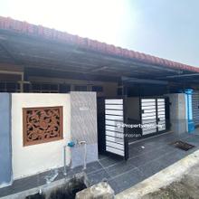 Single-storey terrace house @ Taman Seri Mahkota Aman, Bt 11, Kuantan