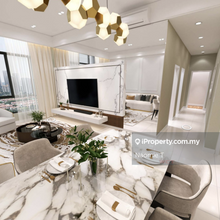 Freehold. KLCC view, high ceiling, hardwood floor, semi-private lift