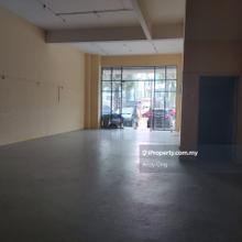 Bandar Dato Onn, Shoplot