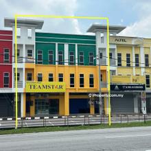 3 Storey Shop Lot for sale (Kg,Koh)