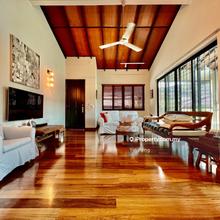 Rustic Country Home in Heart of Taman Tun (ttdi)
